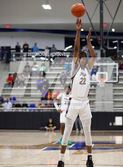 Thumbnail 3 in Plano vs. Guyer (UIL 6A Bi-District) photogallery.