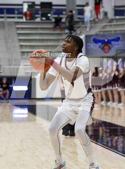 Thumbnail 3 in Plano vs. Guyer (UIL 6A Bi-District) photogallery.