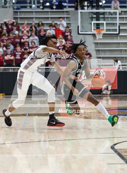 Thumbnail 1 in Plano vs. Guyer (UIL 6A Bi-District) photogallery.