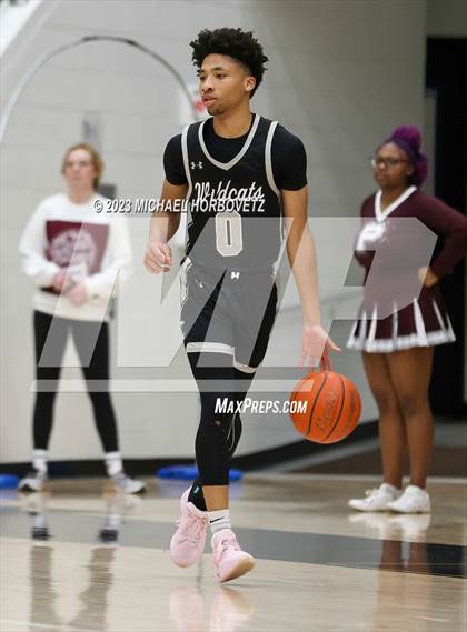 Thumbnail 3 in Plano vs. Guyer (UIL 6A Bi-District) photogallery.