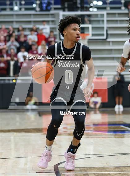Thumbnail 3 in Plano vs. Guyer (UIL 6A Bi-District) photogallery.