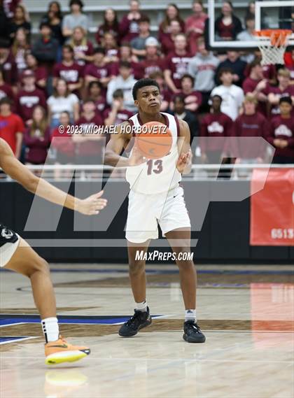 Thumbnail 3 in Plano vs. Guyer (UIL 6A Bi-District) photogallery.