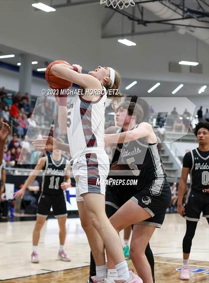 Thumbnail 1 in Plano vs. Guyer (UIL 6A Bi-District) photogallery.