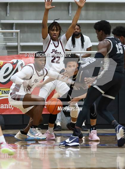 Thumbnail 3 in Plano vs. Guyer (UIL 6A Bi-District) photogallery.