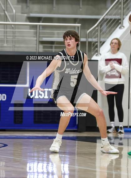 Thumbnail 3 in Plano vs. Guyer (UIL 6A Bi-District) photogallery.