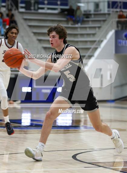 Thumbnail 1 in Plano vs. Guyer (UIL 6A Bi-District) photogallery.