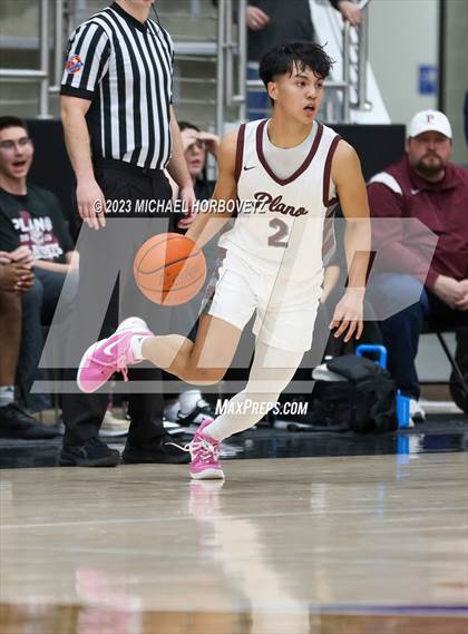 Thumbnail 3 in Plano vs. Guyer (UIL 6A Bi-District) photogallery.