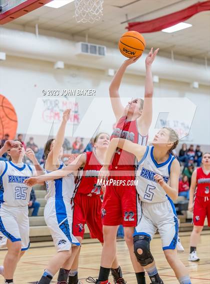 Thumbnail 2 in Pahranagat Valley vs. Tonopah (NIAA 1A Central League Semifinal) photogallery.