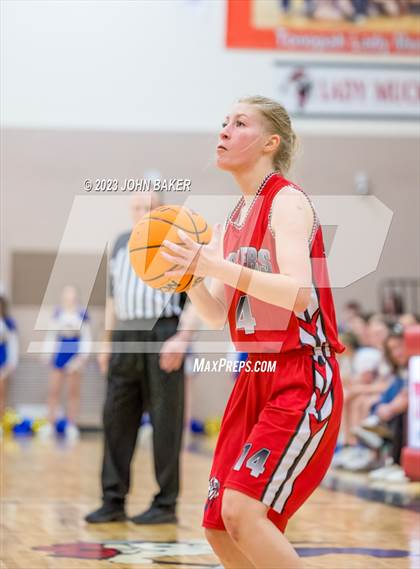 Thumbnail 3 in Pahranagat Valley vs. Tonopah (NIAA 1A Central League Semifinal) photogallery.