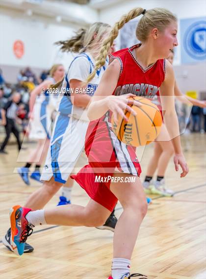 Thumbnail 2 in Pahranagat Valley vs. Tonopah (NIAA 1A Central League Semifinal) photogallery.