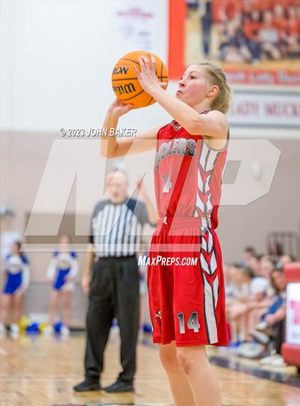 Thumbnail 1 in Pahranagat Valley vs. Tonopah (NIAA 1A Central League Semifinal) photogallery.