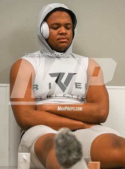 Thumbnail 2 in McClatchy @ St. Mary's (CIF D1 Round 1 Playoff) photogallery.