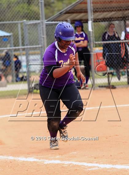 Thumbnail 1 in Tarboro vs. Havelock photogallery.