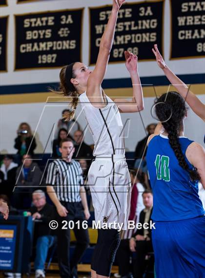 Thumbnail 1 in Lebanon vs Blue Springs South (State Farm Holiday Hoops Invitational) photogallery.