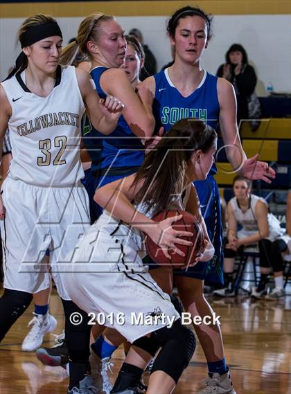 Thumbnail 2 in Lebanon vs Blue Springs South (State Farm Holiday Hoops Invitational) photogallery.