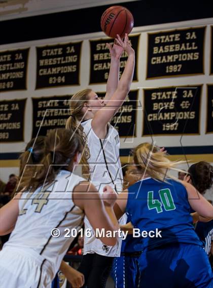 Thumbnail 1 in Lebanon vs Blue Springs South (State Farm Holiday Hoops Invitational) photogallery.