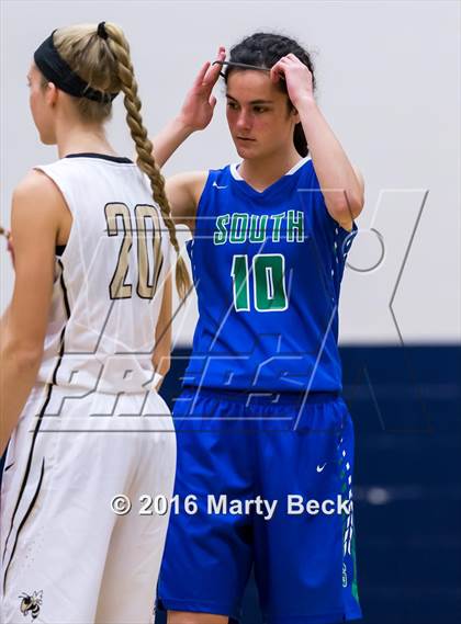 Thumbnail 3 in Lebanon vs Blue Springs South (State Farm Holiday Hoops Invitational) photogallery.