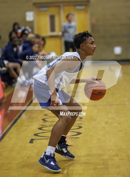 Thumbnail 2 in Sunrise Mountain vs. Centennial photogallery.