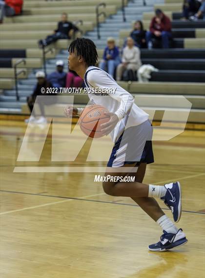 Thumbnail 2 in Sunrise Mountain vs. Centennial photogallery.