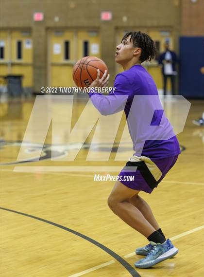Thumbnail 2 in Sunrise Mountain vs. Centennial photogallery.