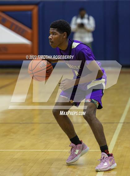 Thumbnail 2 in Sunrise Mountain vs. Centennial photogallery.