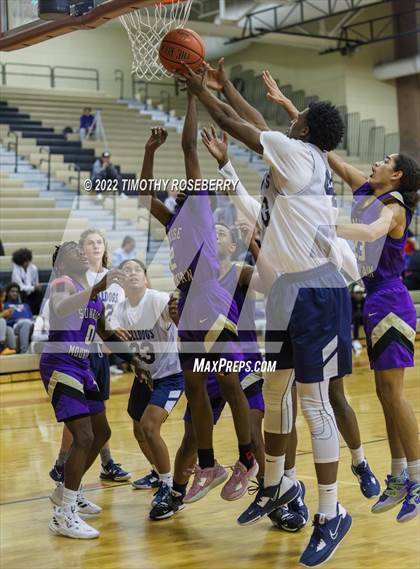 Thumbnail 1 in Sunrise Mountain vs. Centennial photogallery.