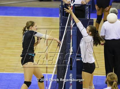 Thumbnail 2 in Bayfield vs Pagosa Springs (CHSAA 3A Playoff) photogallery.