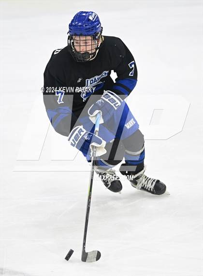 Thumbnail 1 in Darien vs. New Canaan (CIAC DI Semifinal) photogallery.