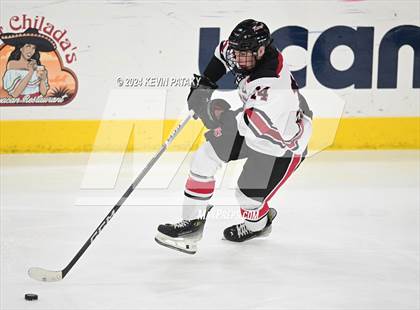 Thumbnail 3 in Darien vs. New Canaan (CIAC DI Semifinal) photogallery.