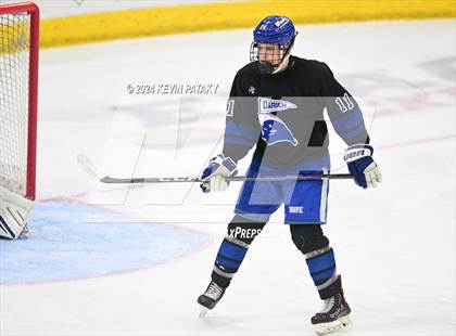 Thumbnail 2 in Darien vs. New Canaan (CIAC DI Semifinal) photogallery.