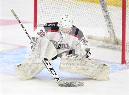 Thumbnail 2 in Darien vs. New Canaan (CIAC DI Semifinal) photogallery.