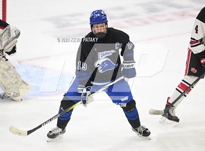 Thumbnail 2 in Darien vs. New Canaan (CIAC DI Semifinal) photogallery.