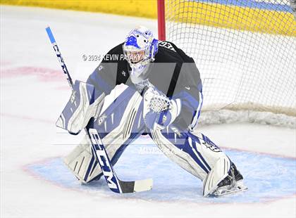 Thumbnail 2 in Darien vs. New Canaan (CIAC DI Semifinal) photogallery.