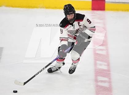 Thumbnail 1 in Darien vs. New Canaan (CIAC DI Semifinal) photogallery.