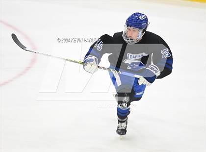 Thumbnail 1 in Darien vs. New Canaan (CIAC DI Semifinal) photogallery.