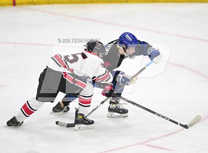 Thumbnail 1 in Darien vs. New Canaan (CIAC DI Semifinal) photogallery.