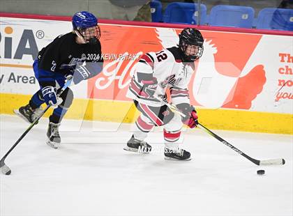 Thumbnail 1 in Darien vs. New Canaan (CIAC DI Semifinal) photogallery.