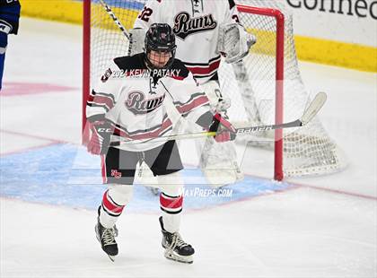 Thumbnail 2 in Darien vs. New Canaan (CIAC DI Semifinal) photogallery.