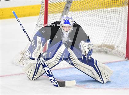 Thumbnail 3 in Darien vs. New Canaan (CIAC DI Semifinal) photogallery.