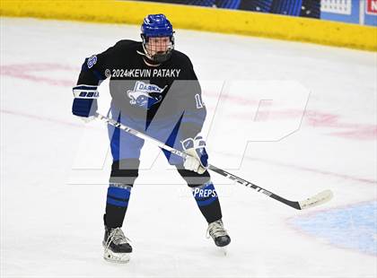 Thumbnail 1 in Darien vs. New Canaan (CIAC DI Semifinal) photogallery.