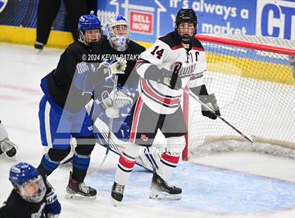 Thumbnail 2 in Darien vs. New Canaan (CIAC DI Semifinal) photogallery.