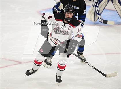 Thumbnail 2 in Darien vs. New Canaan (CIAC DI Semifinal) photogallery.