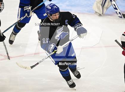 Thumbnail 3 in Darien vs. New Canaan (CIAC DI Semifinal) photogallery.