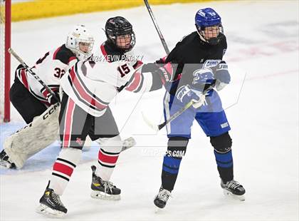 Thumbnail 3 in Darien vs. New Canaan (CIAC DI Semifinal) photogallery.