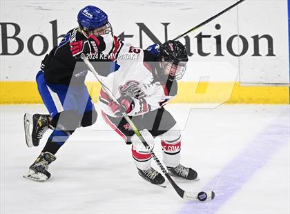 Thumbnail 3 in Darien vs. New Canaan (CIAC DI Semifinal) photogallery.