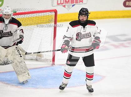 Thumbnail 3 in Darien vs. New Canaan (CIAC DI Semifinal) photogallery.