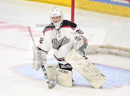 Thumbnail 3 in Darien vs. New Canaan (CIAC DI Semifinal) photogallery.