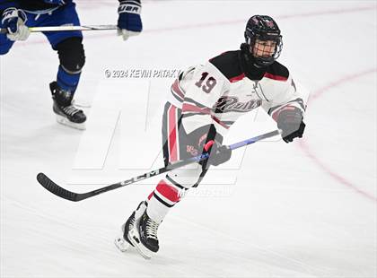 Thumbnail 3 in Darien vs. New Canaan (CIAC DI Semifinal) photogallery.
