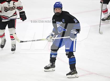 Thumbnail 1 in Darien vs. New Canaan (CIAC DI Semifinal) photogallery.