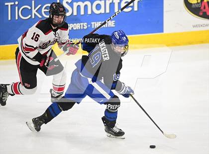 Thumbnail 1 in Darien vs. New Canaan (CIAC DI Semifinal) photogallery.